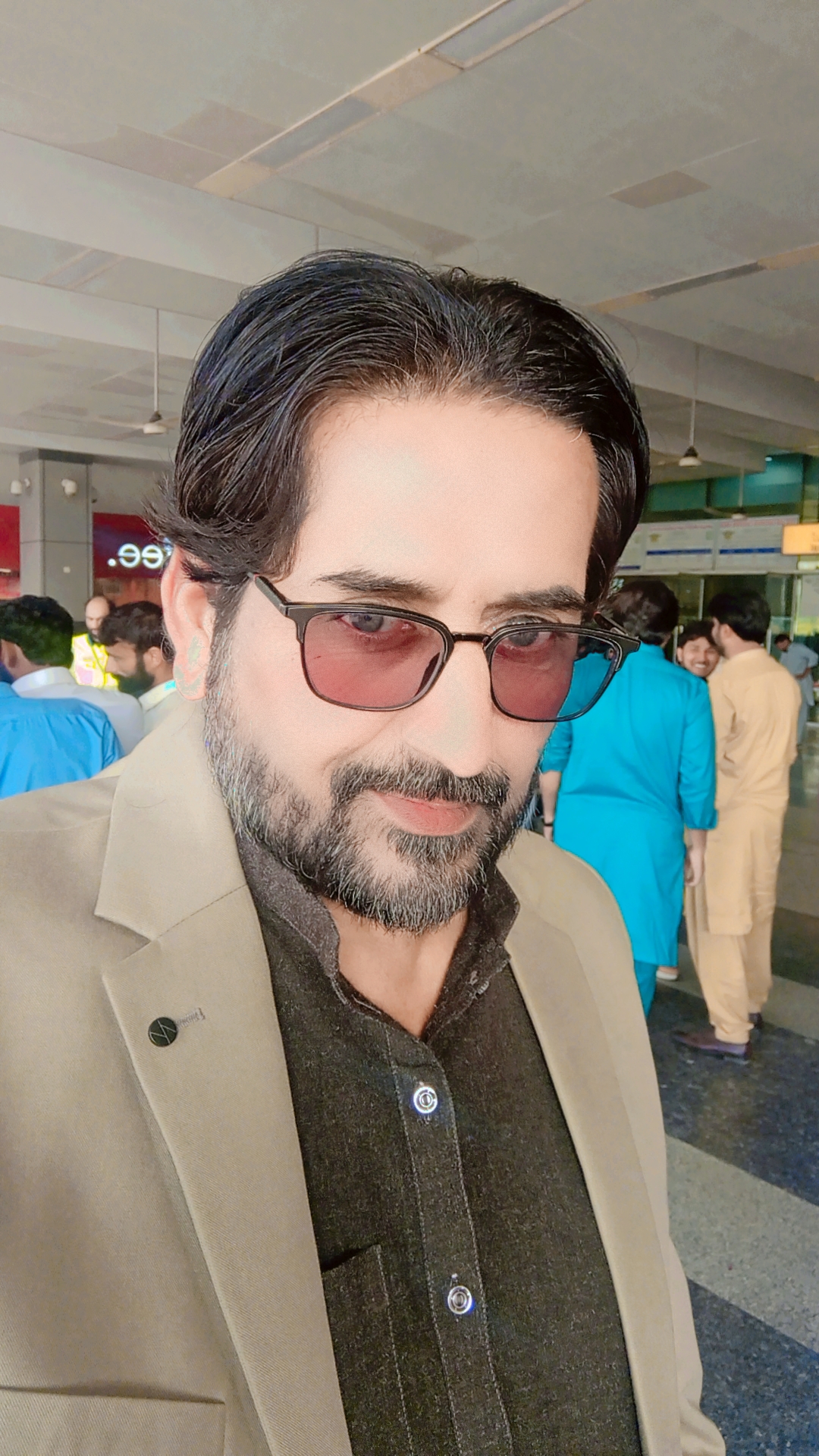 Munawar Hussain profile