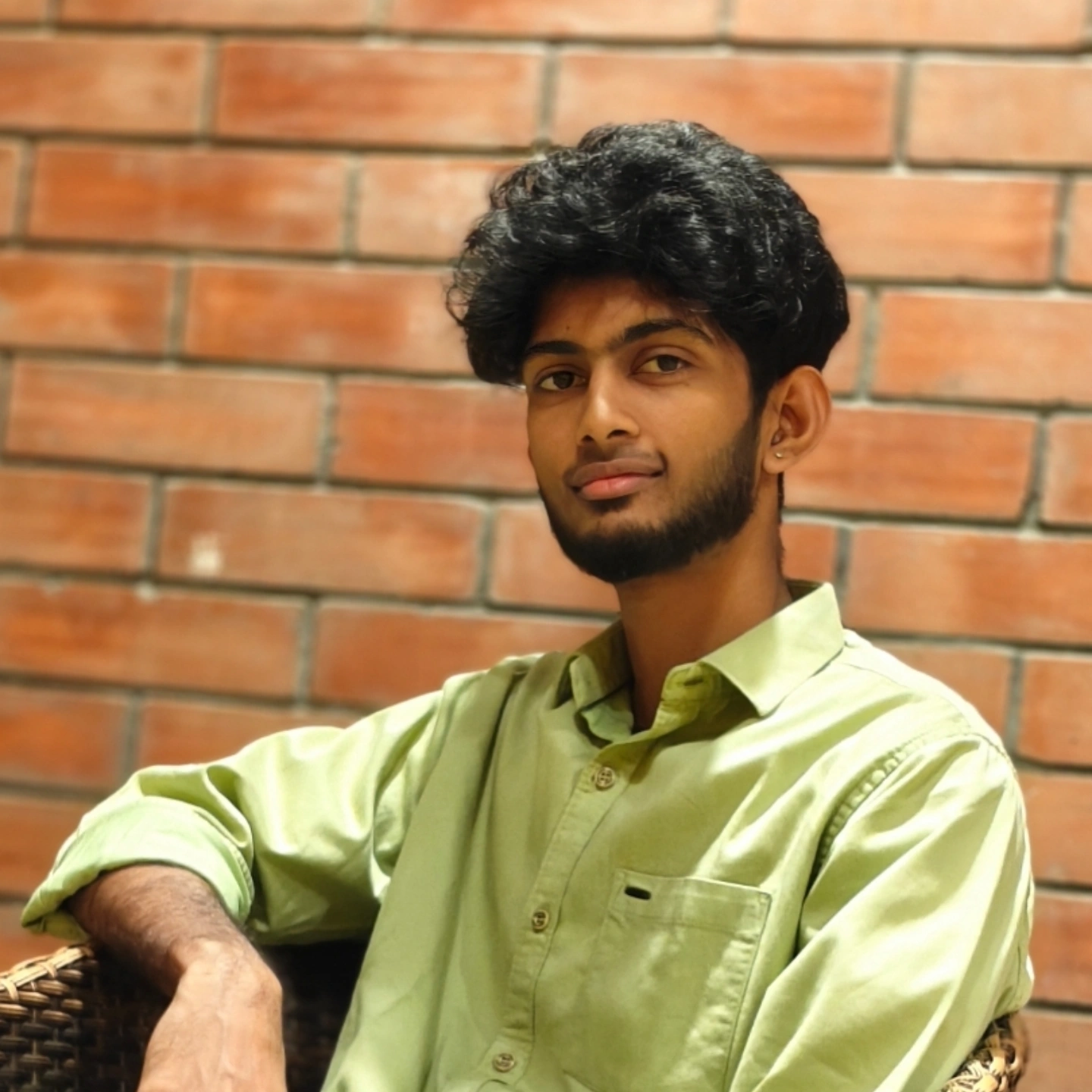 Prawin Lakhman profile